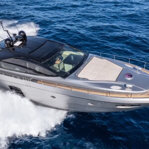 70' Pershing 2020